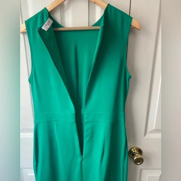 REISS Layla Green Crepe Bodycon Sleeveless Round Neck Midi Dress SZ 8P - Picture 8 of 11